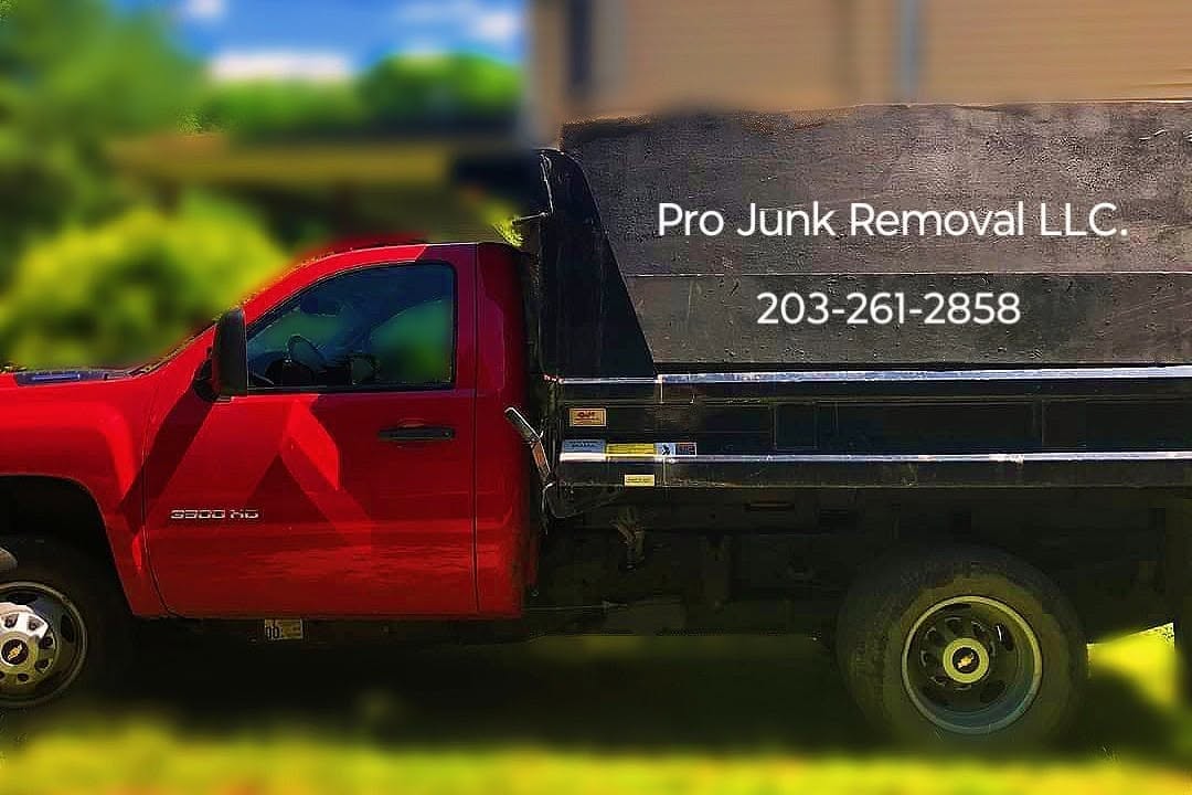 Pro Junk Removal LLC truck